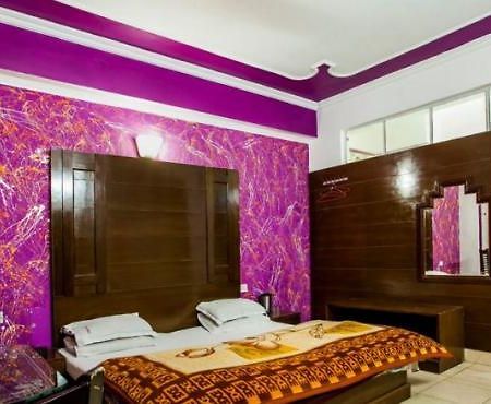 Hotel Library Presidency Mussoorie Exteriör bild